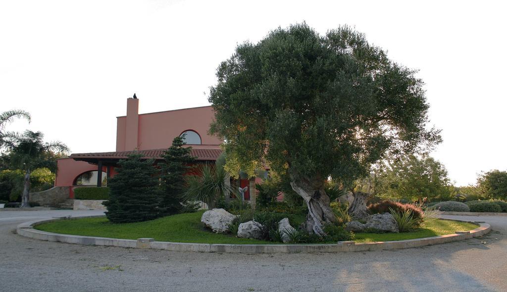 Pozzillo San Rocco Bed & Breakfast Arnesano Dış mekan fotoğraf